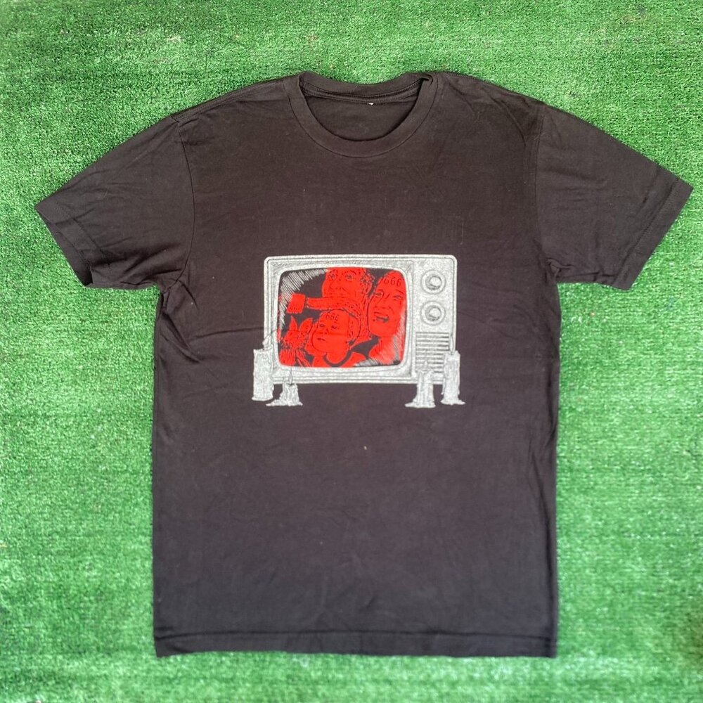 Vintage Y2K 666 TV T-Shirt Satanic Demonic Edgy Goth Horror